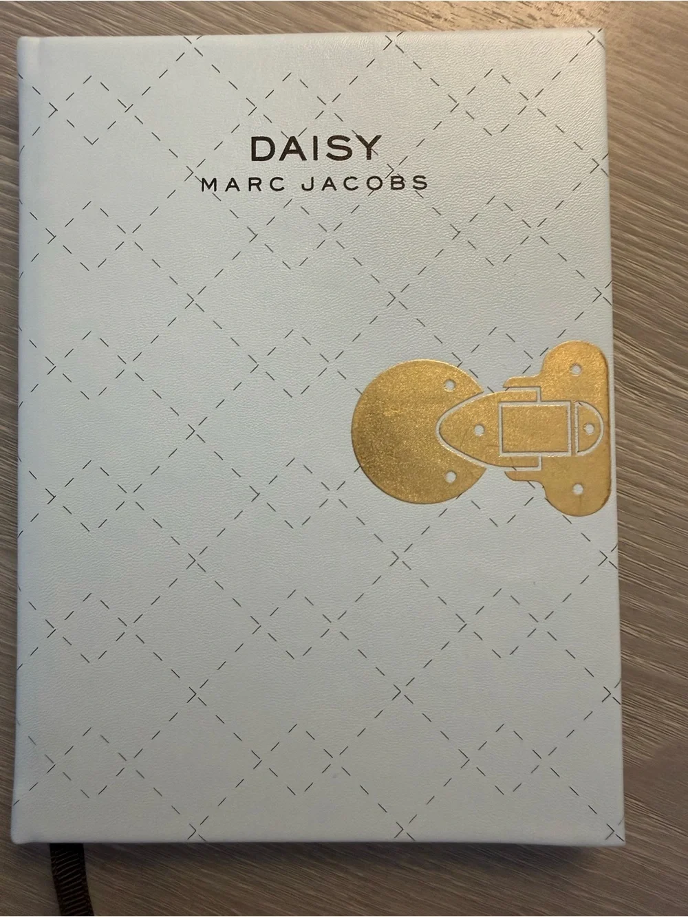 Marc Jacobs Daisy Notebook in Light Blue, Cream and Gold